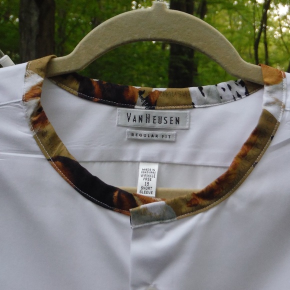 Dogs on My Back Short Sleeve 2X Blouse or Coverup - Picture 5 of 5